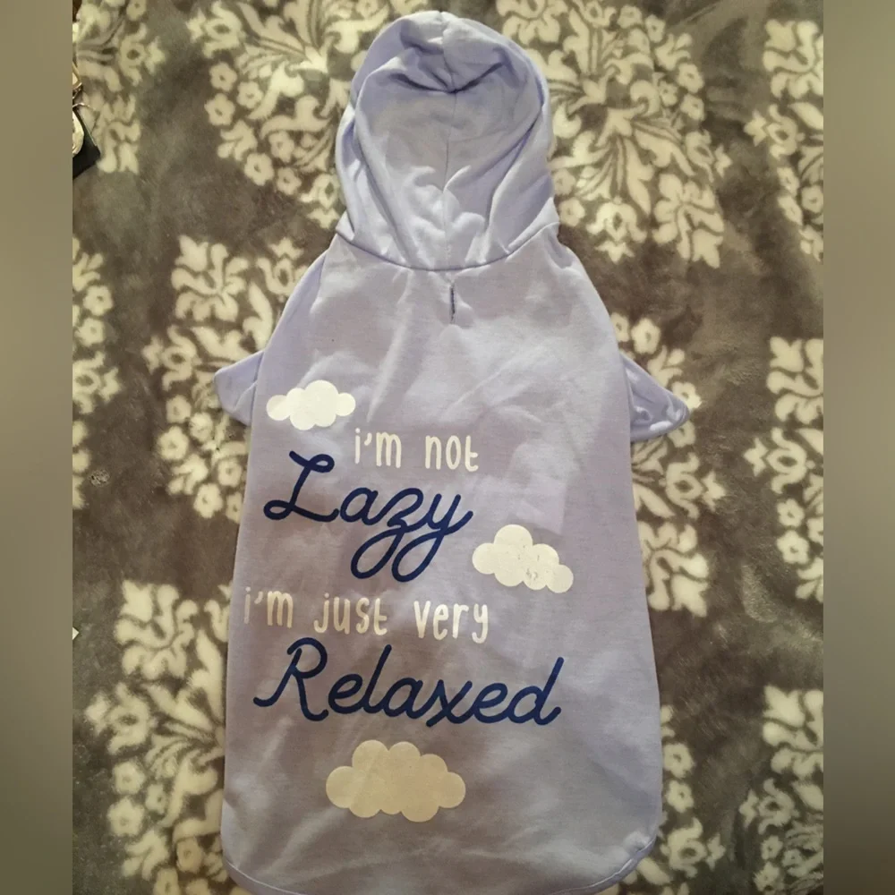 Pet 🐾 light hoodie outfit fits most medium size dogs!!🐾 - Picture 5 of 7